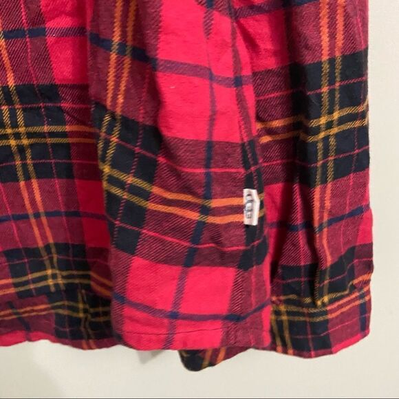 𝅺UGG Elin Red Black Plaid 100% Cotton Flannel Button Down Sz Xs - Picture 4 of 10